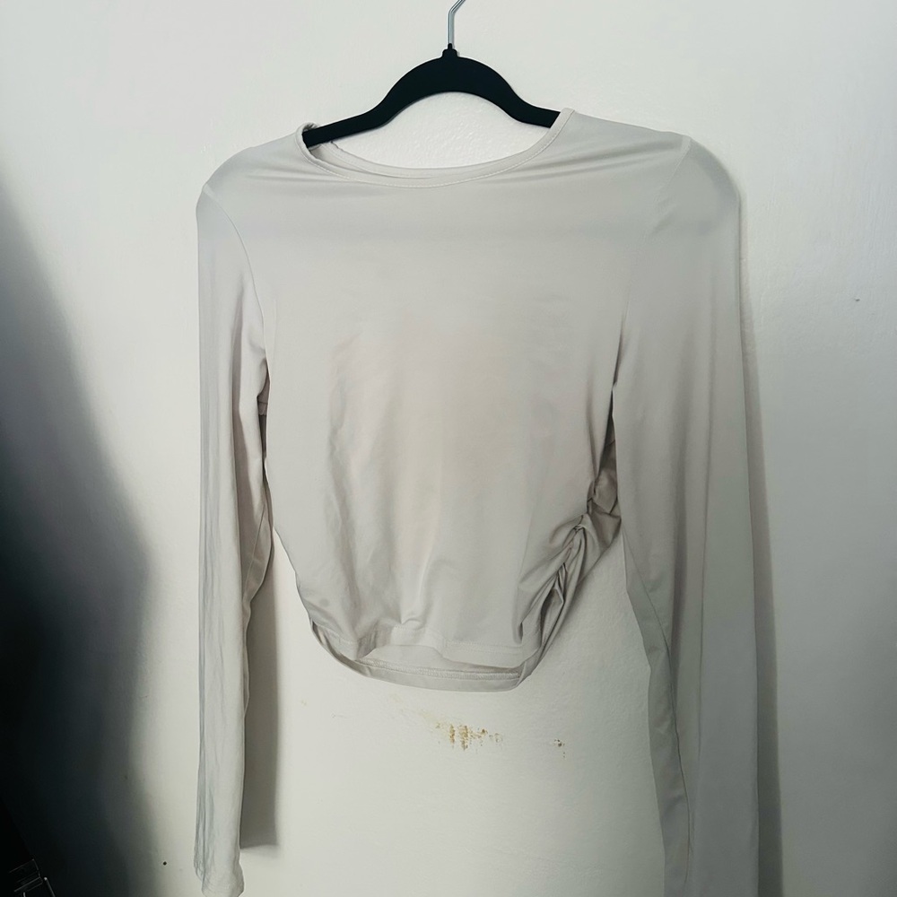 Cream Fitted Crop Blouse with Long Sleeves